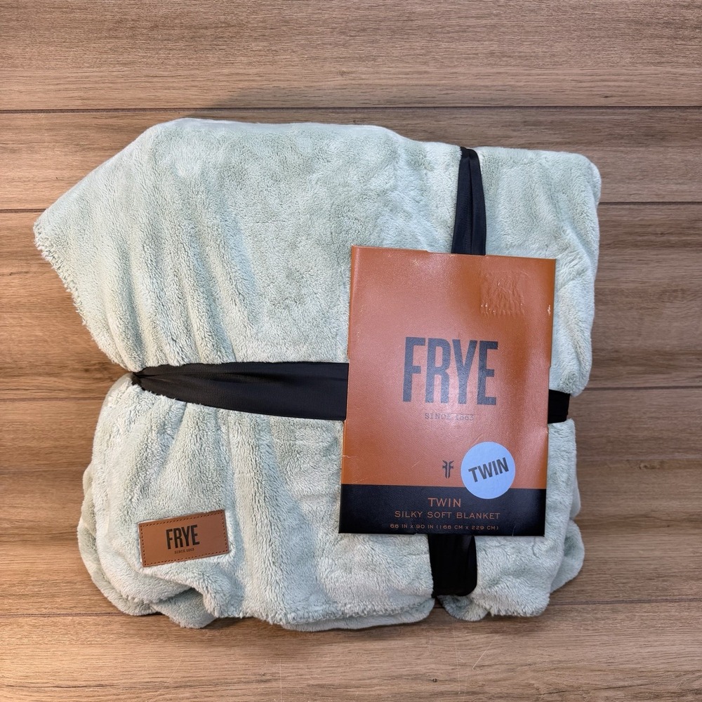 Frye Silky Soft Sage Green Blanket Twin 66"X90"  Luxe Bedding NWT